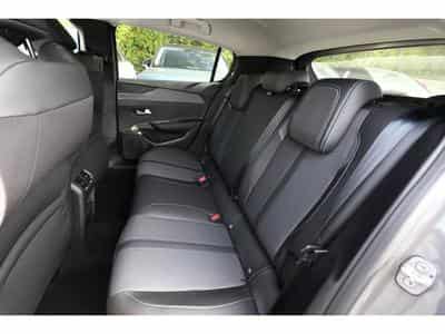Peugeot 308 1.2  Hybrid e-DSC6 136 (2026) - Photo 8