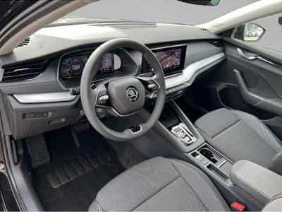 Skoda Octavia (2024) - Foto 8