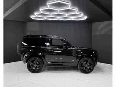 Land-Rover Defender 90 AWD V8 WARRANTY 12/2029 (2024) - Photo 6