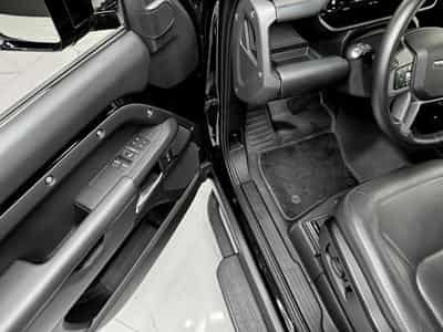 Land-Rover Defender 90 AWD V8 WARRANTY 12/2029 (2024) - Photo 14