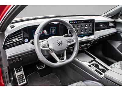 VW Passat (2025) - Photo 7