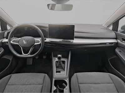 VW Golf (2024) - Photo 3