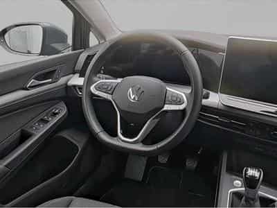 VW Golf (2024) - Photo 4