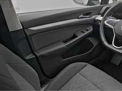 VW Golf (2024) - Photo 5