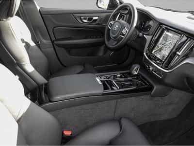 Volvo V60 (2024) - Photo 6