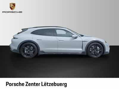 Porsche Taycan Turbo Cross Turismo (2024) - Photo 6