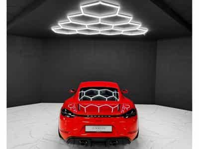 Porsche Cayman 718 GT4 (2020) - Photo 4