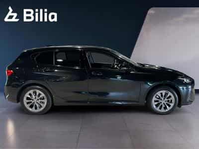 BMW 118 118d (2025) - Photo 4