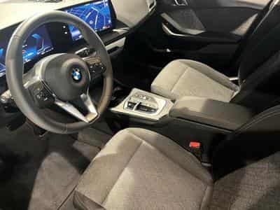 BMW 118 118d (2025) - Photo 10