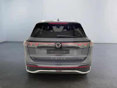 VW Tiguan R-Line 1.5 eTSI 110KW-150CV DSG7 - Attelage - Cam 360° - (2026) - Foto 6