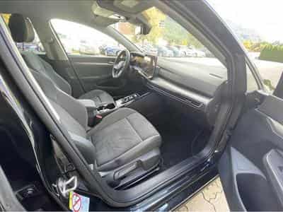 VW Golf (2025) - Photo 9