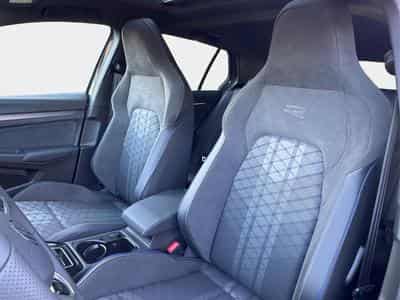 VW Golf R-Line Limited (2026) - Foto 15