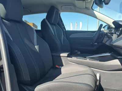 Peugeot 408 HYBRID 145 ALLURE E-DCS6 (2025) - Photo 13