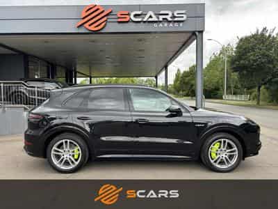 Porsche Cayenne E-Hybrid 3.0 V6 470cv (2022) - Foto 3