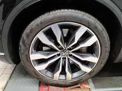 VW Touareg 3.0 TSi V6 PHEV 4MOTION 381 CV (2022) - Photo 10