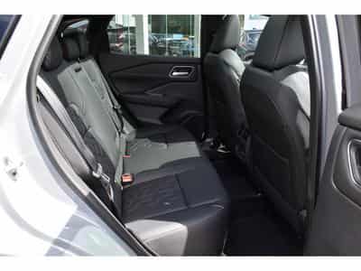 Nissan Qashqai 1.3 DIG-T MHEV Tekna Xtronic CUIR MEMO BOSE PANO NEUF (2025) - Foto 8