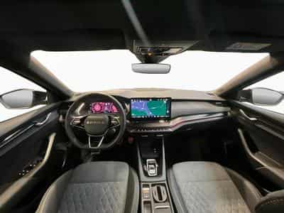 Skoda Octavia Sportline+DSG+P.Assisted+AHK+P:Confort+Pano (2025) - Foto 2