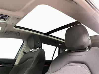 Skoda Kodiaq Selection+DSG+4x4+LM18+P.Convenience+AHK+Head-up+Pano (2025) - Foto 15