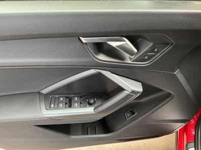 Audi Q3 SB+S-line+S-Tronic+35TFSI+P.Premium+AHK+LED+NAVI (2024) - Foto 14
