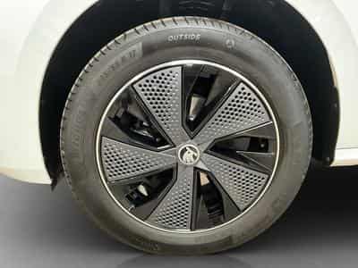 Skoda Kamiq Monte-carlo+DSG+P.Assisted+P.Park&Go+LED+NAVI (2025) - Foto 8