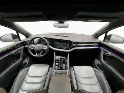 VW Touareg R-Line+Aut8+4Motion+FINAL-EDITION+Black-Style+StandHeizung (2026) - Foto 2