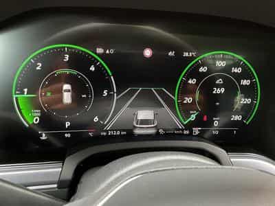 VW Touareg R-Line+Aut8+4Motion+FINAL-EDITION+Black-Style+StandHeizung (2026) - Foto 11