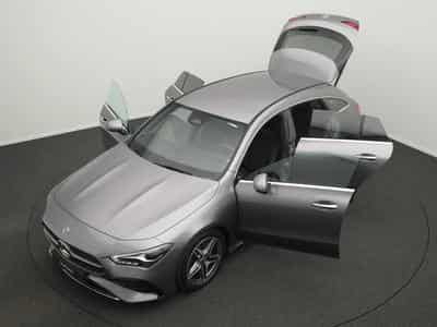 Mercedes CLA 220 CLA 220 d Shooting Brake AMG-Line Advanced Plus (2024) - Foto 14