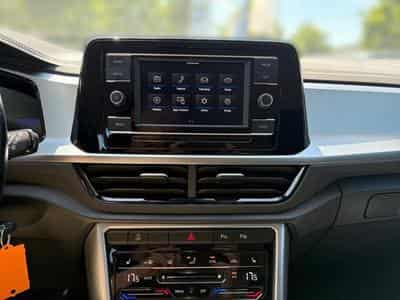 VW T-Roc T-Roc Life (2022) - Photo 11