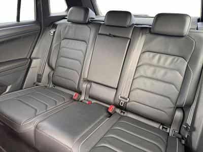 VW Tiguan Tiguan R-Line 4Motion, Black Style, DCC, ACC, Le (2022) - Photo 13