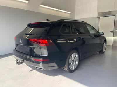 VW Golf Variant Life (2026) - Photo 4