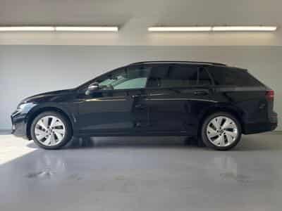 VW Golf Variant Life (2026) - Photo 3