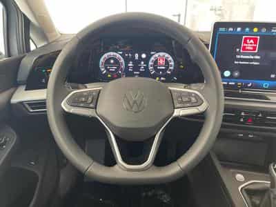 VW Golf Variant Life (2026) - Photo 8