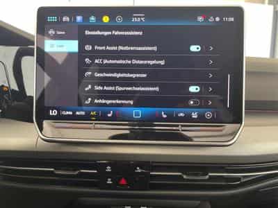 VW Golf Variant Life (2026) - Photo 11