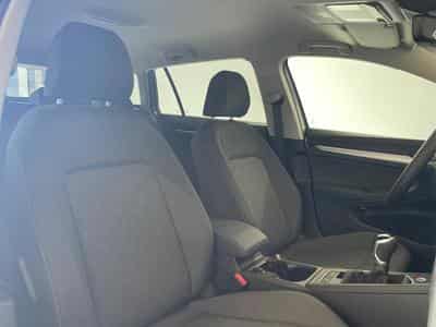 VW Golf Variant Life (2026) - Photo 15