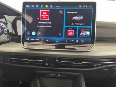 VW Golf Variant Life (2026) - Photo 8