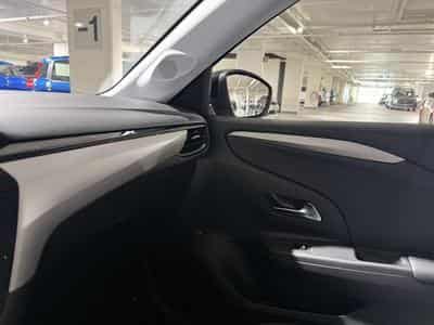 Opel Corsa 1.2 55kW S/S (2024) - Foto 9