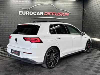 VW Golf GTD 2.0 TDI DSG7 200 CV *MATRIX* PANO * HARMAN * (2024) - Photo 4