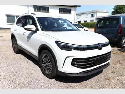 VW Tiguan Eleg. 4M Nav (2026) - Photo 2