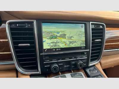 Porsche Panamera 3.0 S HYBRID (2015) - Photo 9