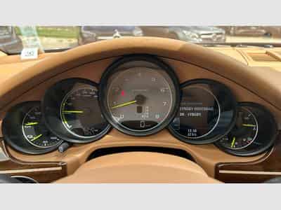 Porsche Panamera 3.0 S HYBRID (2015) - Photo 10