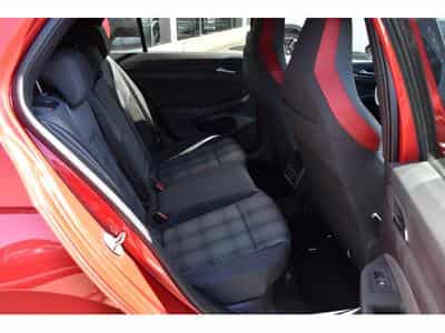 VW Golf GTI 2.0 TSI DSG ACC TRAVEL ATT RMQ LANE CAM (2023) - Foto 8