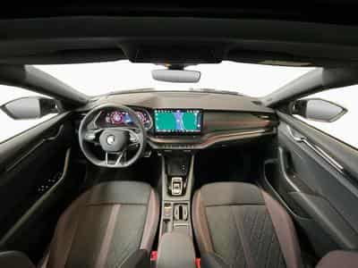 Skoda Octavia RS+DSG+Pano+360+Canton+AHK (2024) - Foto 2
