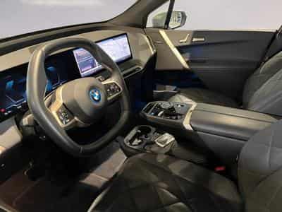 BMW iX iX xDrive40 (2024) - Photo 12