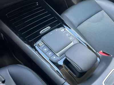 Mercedes GLA 200 BUSINESS SOLUTION ESSENTIAL 150 CV (2021) - Photo 11