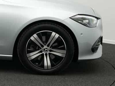 Mercedes C 200 d T Avantgarde LED+Pano+AHK+Kamera (2024) - Foto 8