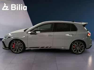 VW Golf (2024) - Foto 10