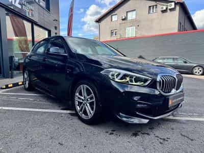 BMW 118 118i Aut. M Sport jusqu'à 36 mois de garantie (2021) - Photo 4