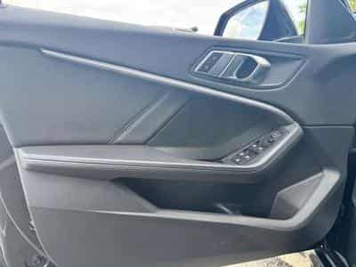 BMW 118 118i Aut. M Sport jusqu'à 36 mois de garantie (2021) - Photo 8