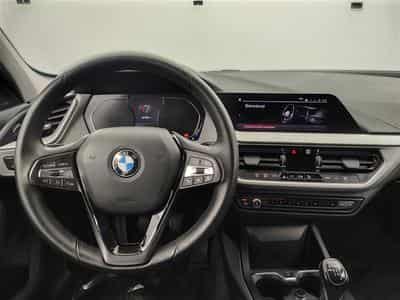 BMW 116 i NAVI / FULL LED / PDC AV-AR (2022) - Photo 9