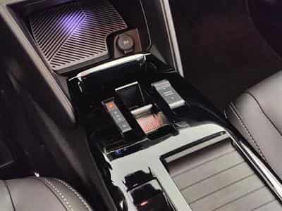 Citroën C4 X 1.2 Hybrid 145cv EAT8 Max NAVI / FULL LED / CUIR / CAMERA (2025) - Photo 12